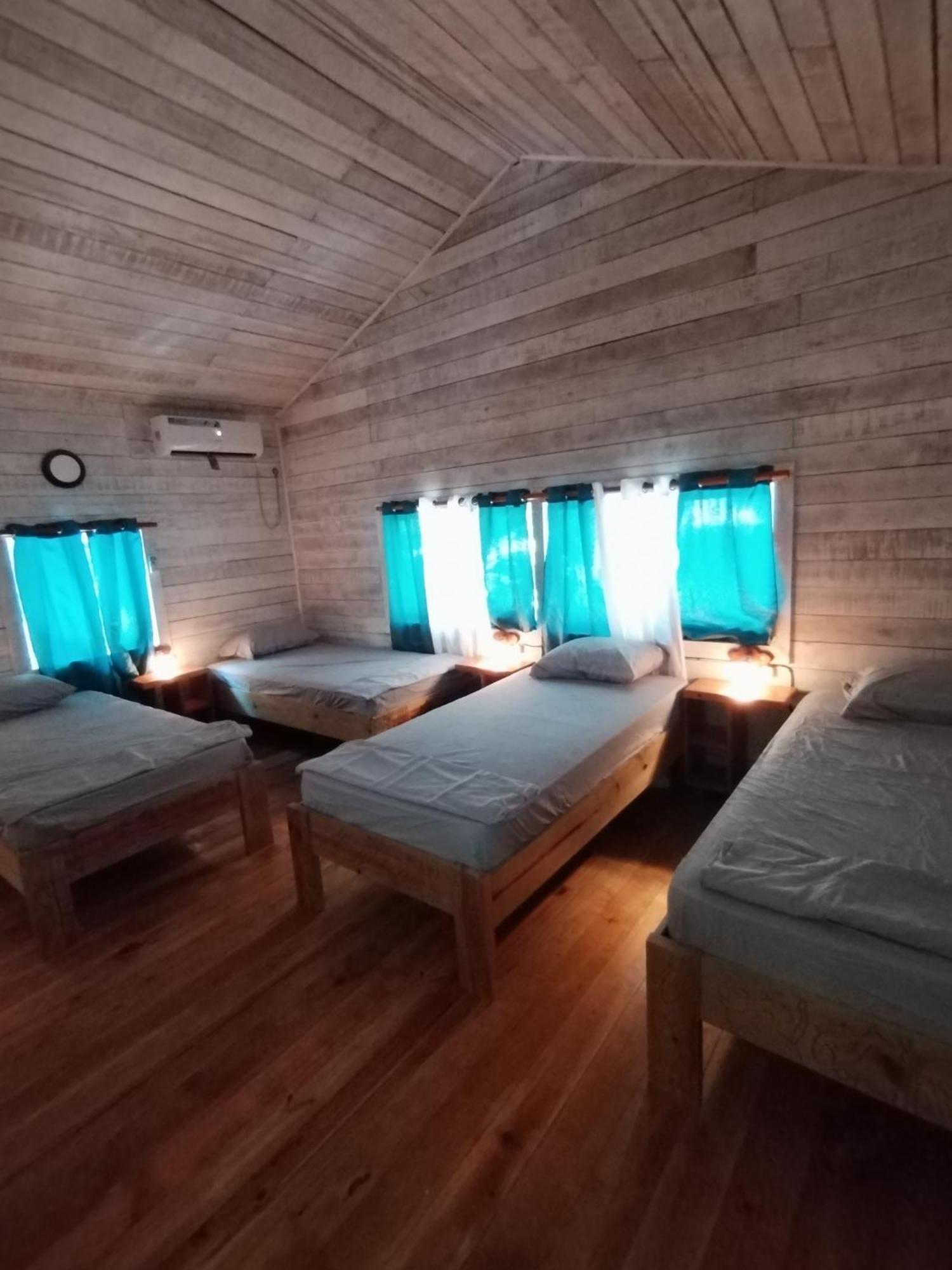 Hotel Tierra Verde Bed And Breakfast Bocas del Toro Exterior foto