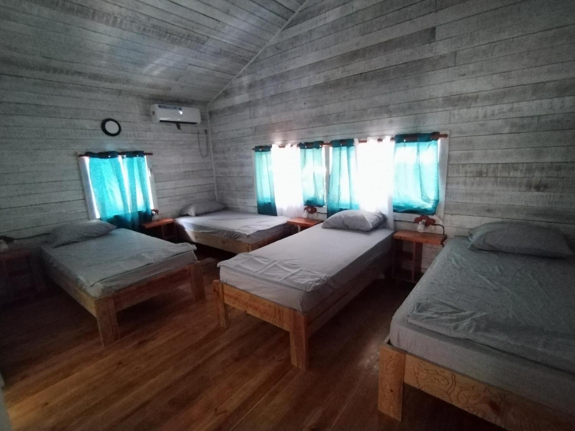 Hotel Tierra Verde Bed And Breakfast Bocas del Toro Exterior foto